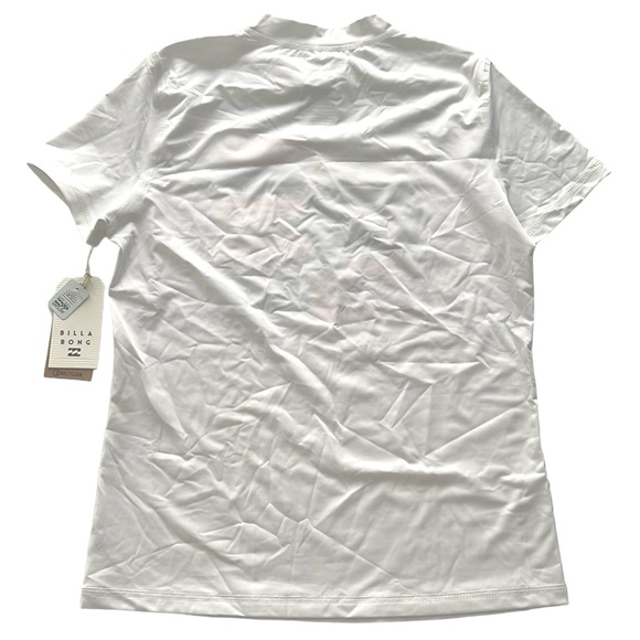 Billabong Core Loose Fit Short Sleeve Rashguard - Picture 8 of 11